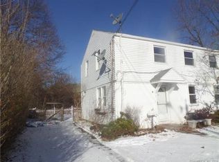 5 New Hampshire Dr, New Britain, CT 06052