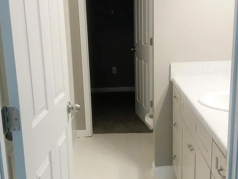 184 Strickland Ave — Photo 6
