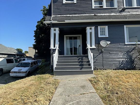 3rd image of 801 Veneta Ave APT 6