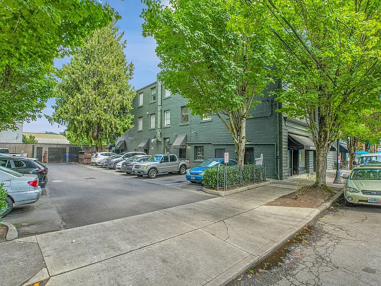 2017 N McClellan St #102 — Photo 12