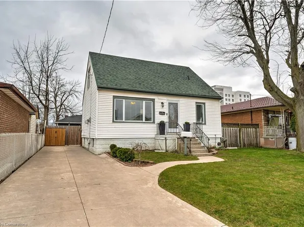 13 Beland Ave S, Hamilton, ON L8H 1B9