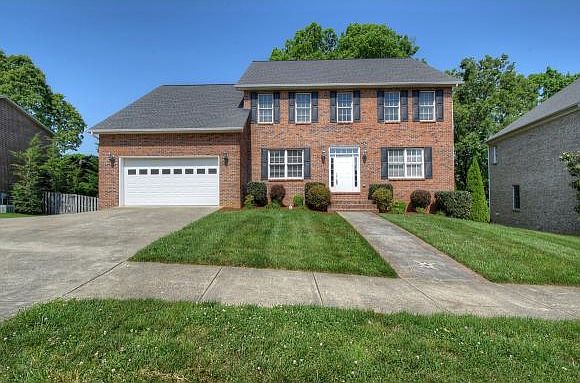1st image of 208 Lee Carter Dr