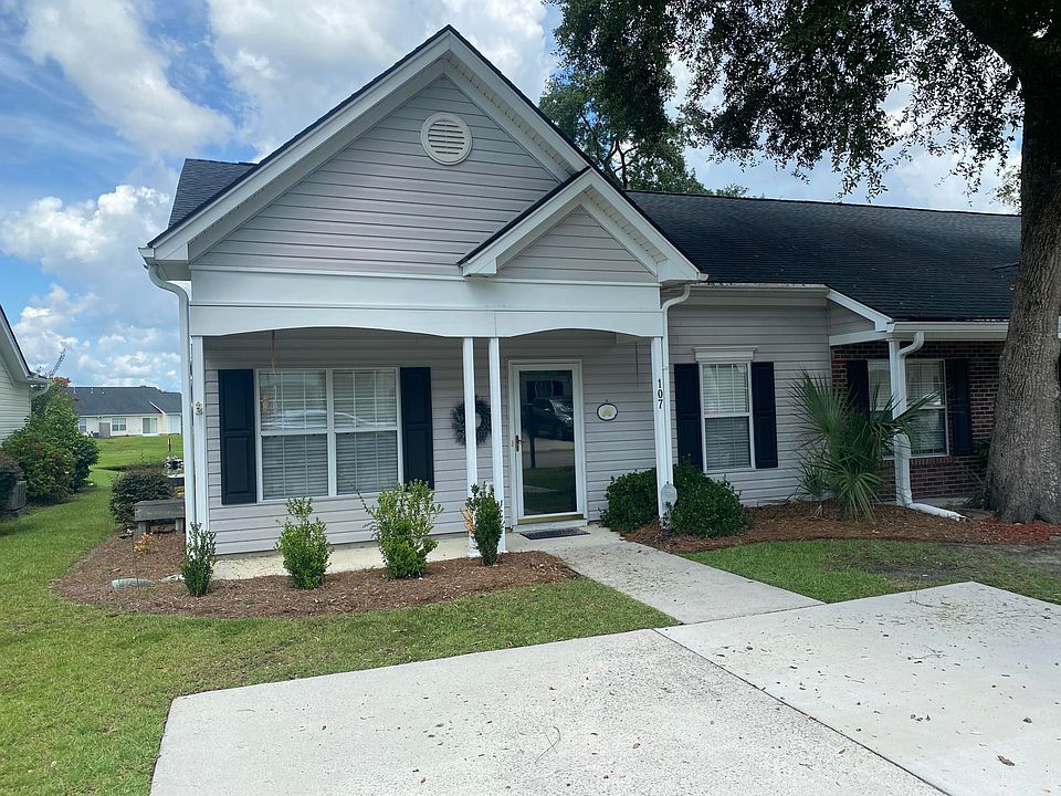 1st image of 107 Stewart Pl