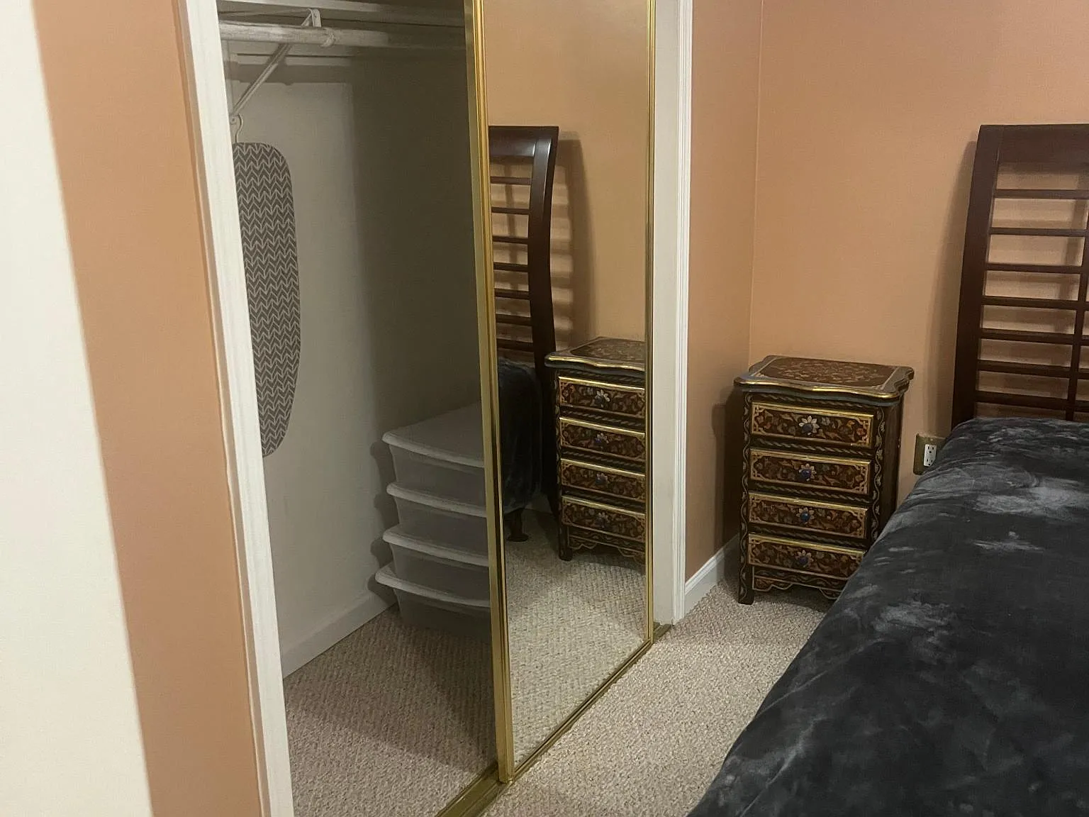 1 bed, 1200 sqft, $1,500 — Photo 2