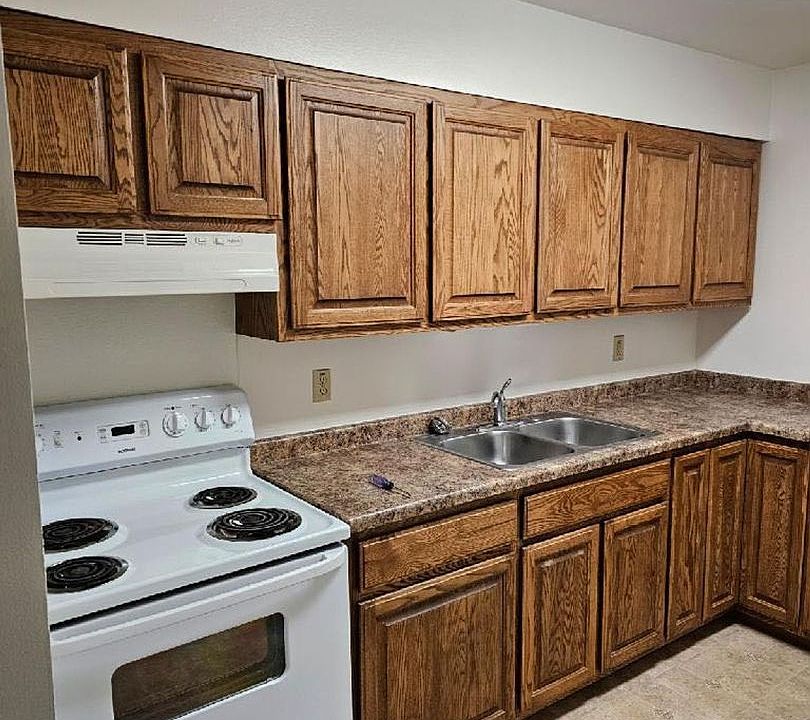 1st image of 6934 Hillcrest Ave #6