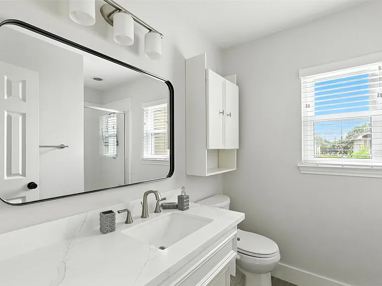 2020 Bailey St — Photo 15