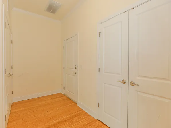 10 Main Street image 4 of 23