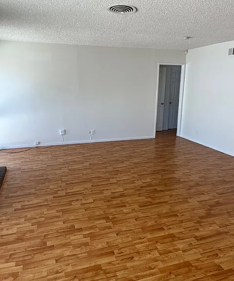 22959 Vose St — Photo 18