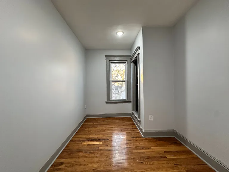 126 Wegman Pkwy #3E — Photo 13