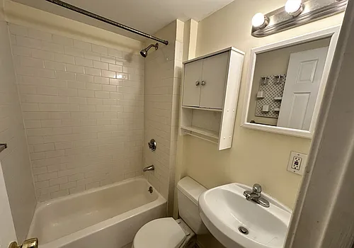 28 Phillips St #M Photo 1
