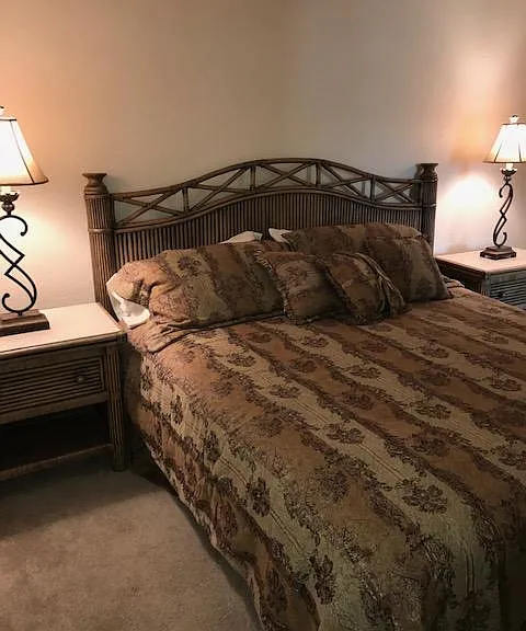 9600 Roundstone Cir #9600 — Photo 37