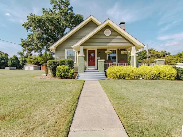 905 E Ohio St, Clinton, MO 64735
