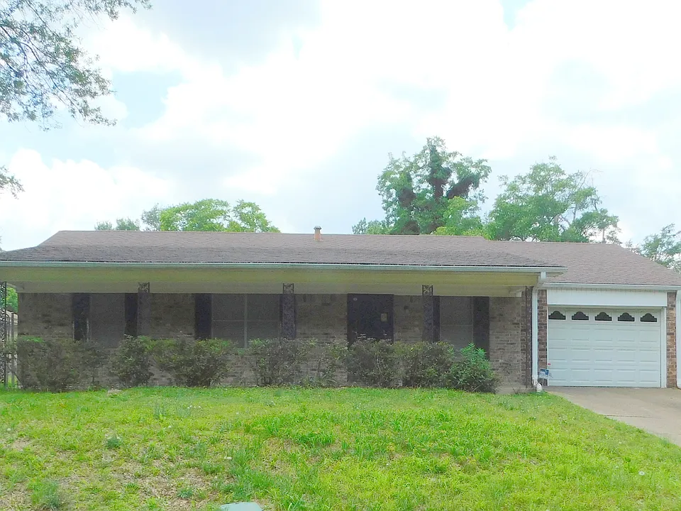 1610 N Wolford Ave