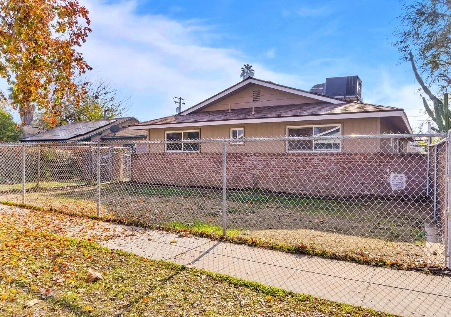 1020 E. Brown — Photo 1