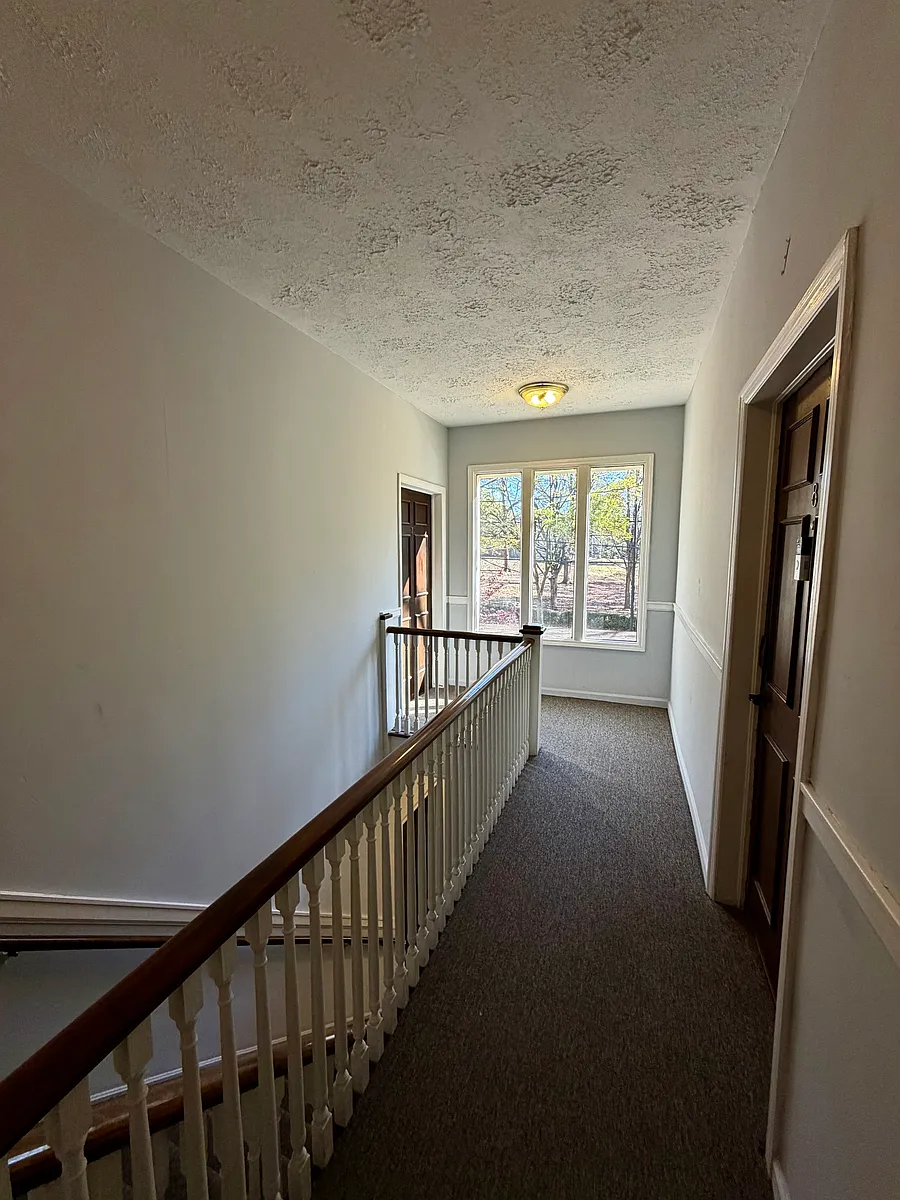 Building Photo - 1100 Piedmont Ave NE #7