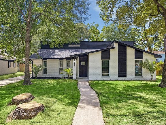 2nd image of 22719 Lemon Grove Dr