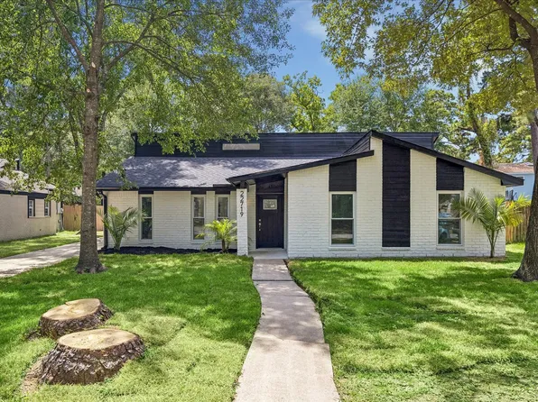22719 Lemon Grove Dr, Spring, TX 77373