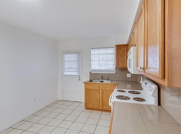 4th image of 2309-11 Neyrey Dr