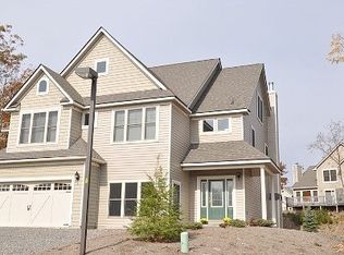 186 Hawthorne Ct, Tannersville, PA