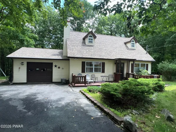 113 Bailey Dr, Bushkill, PA 18324