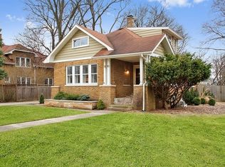 2335 Glenview Rd, Glenview, IL 60025