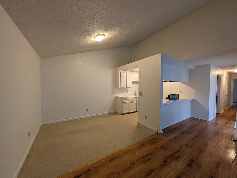 9227 Kelley Dr — Photo 4