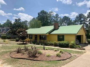 105 Bobwhite Dr, Dublin, GA 31021