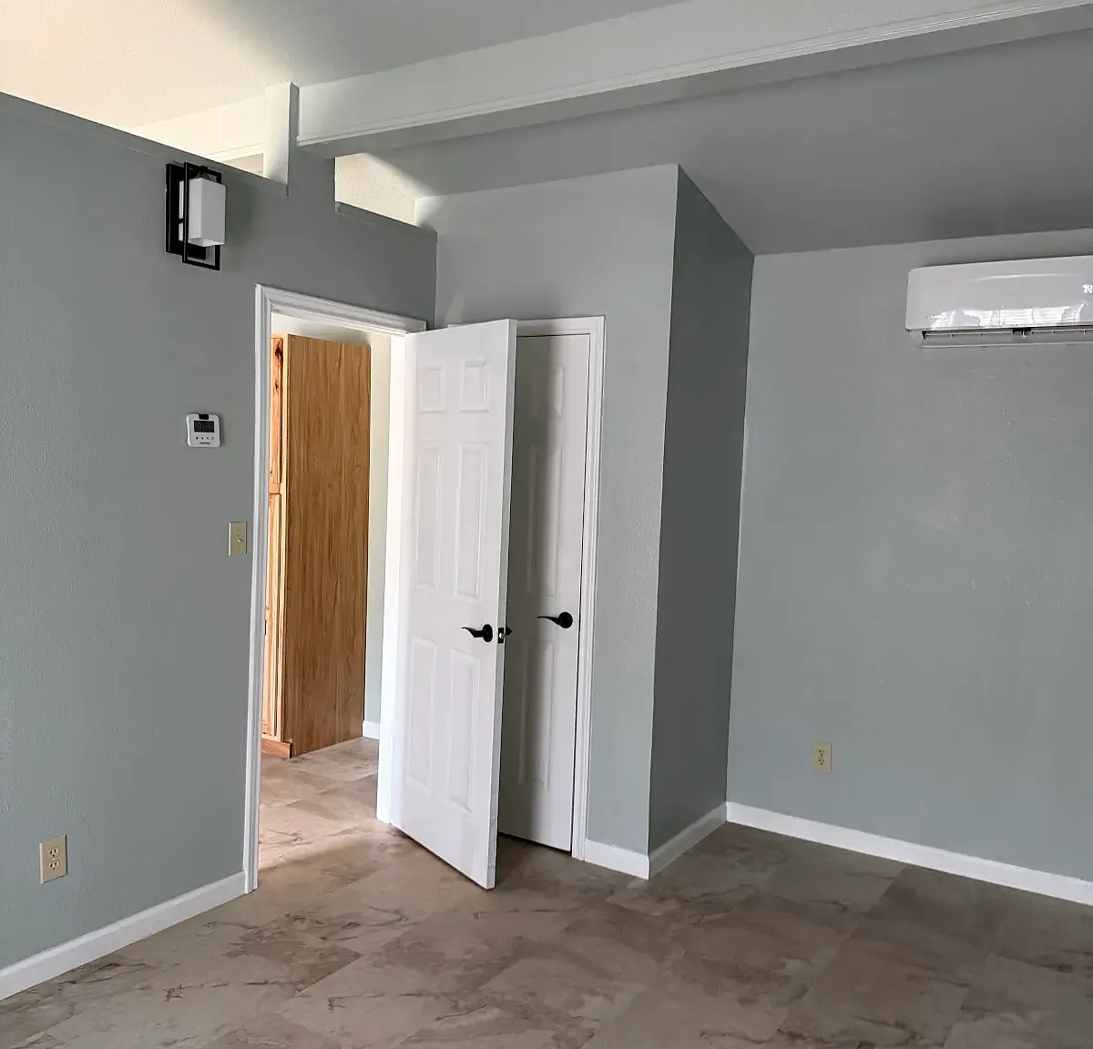 2 bed, 640 sqft, $1,300 — Photo 4