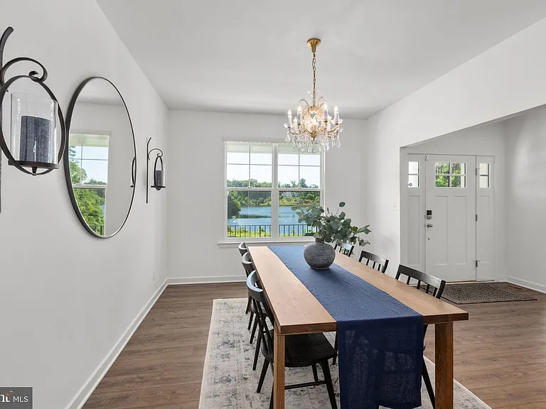 15 Grove Ln — Photo 11