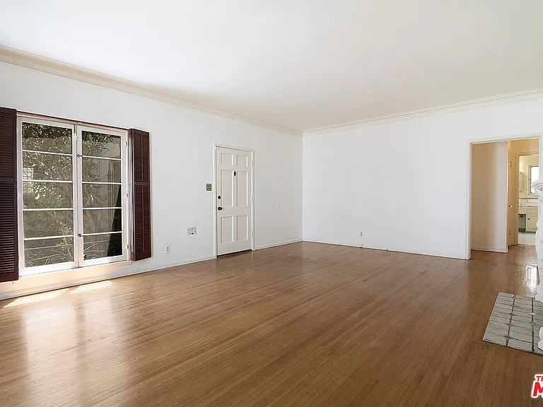 1219 S Alfred St — Photo 3