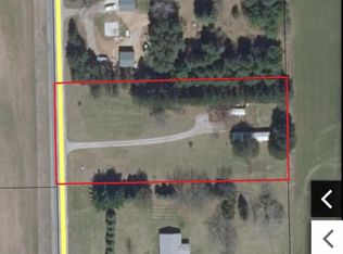 2070 N Colling Rd, Caro, MI 48723