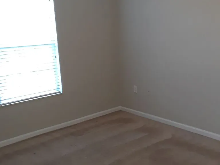 2533 Old Kent Cir — Photo 21