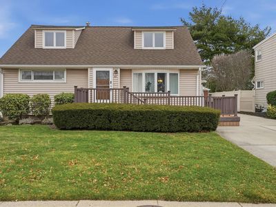 47 Vincent Road, Hicksville, NY, 11801