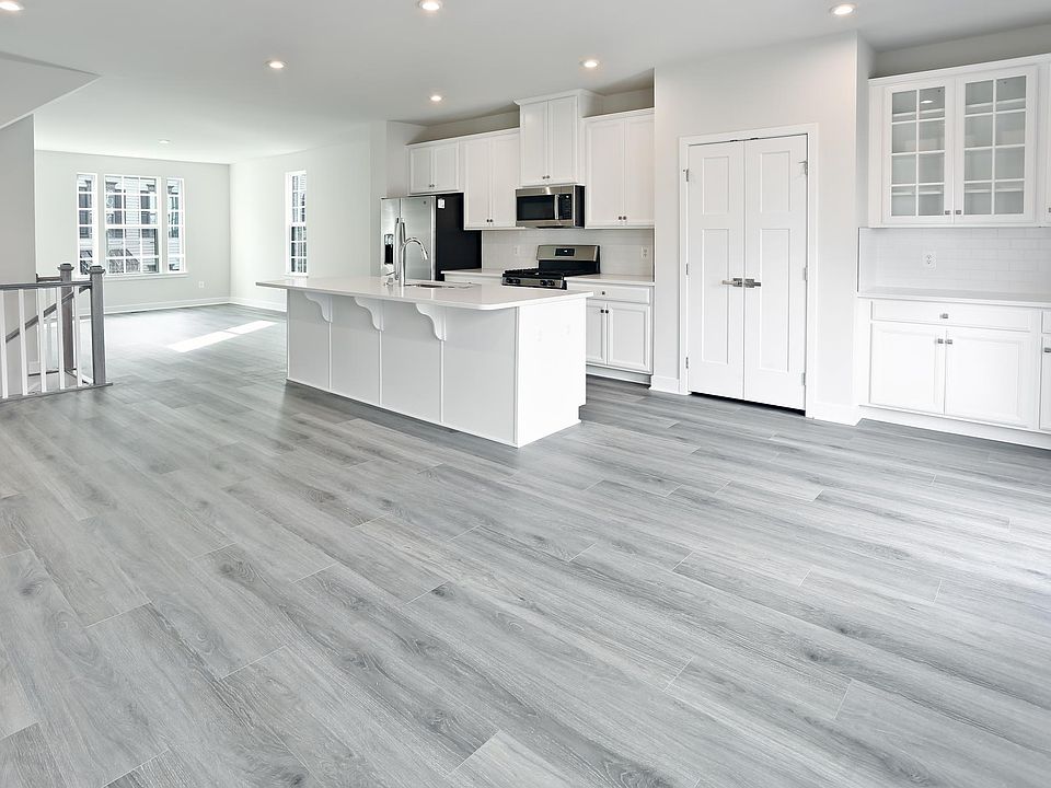 Kitchen/Dining space