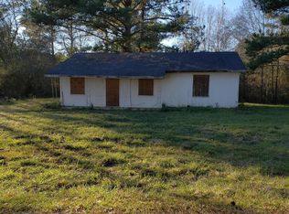 13 Odom Ln, Columbia, MS 39429