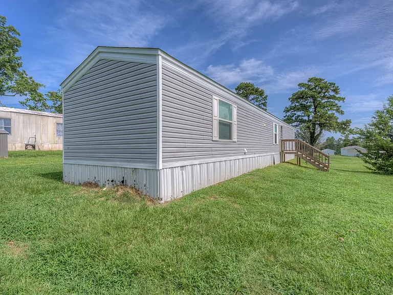 Hillside Mobile Home Park — Photo 64