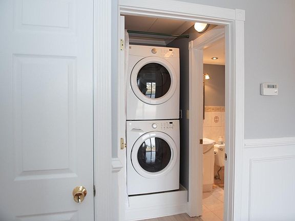 4th image of 6540 W 94th Pl