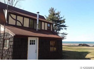 13191 Sunset Pkwy, Waterport, NY 14571