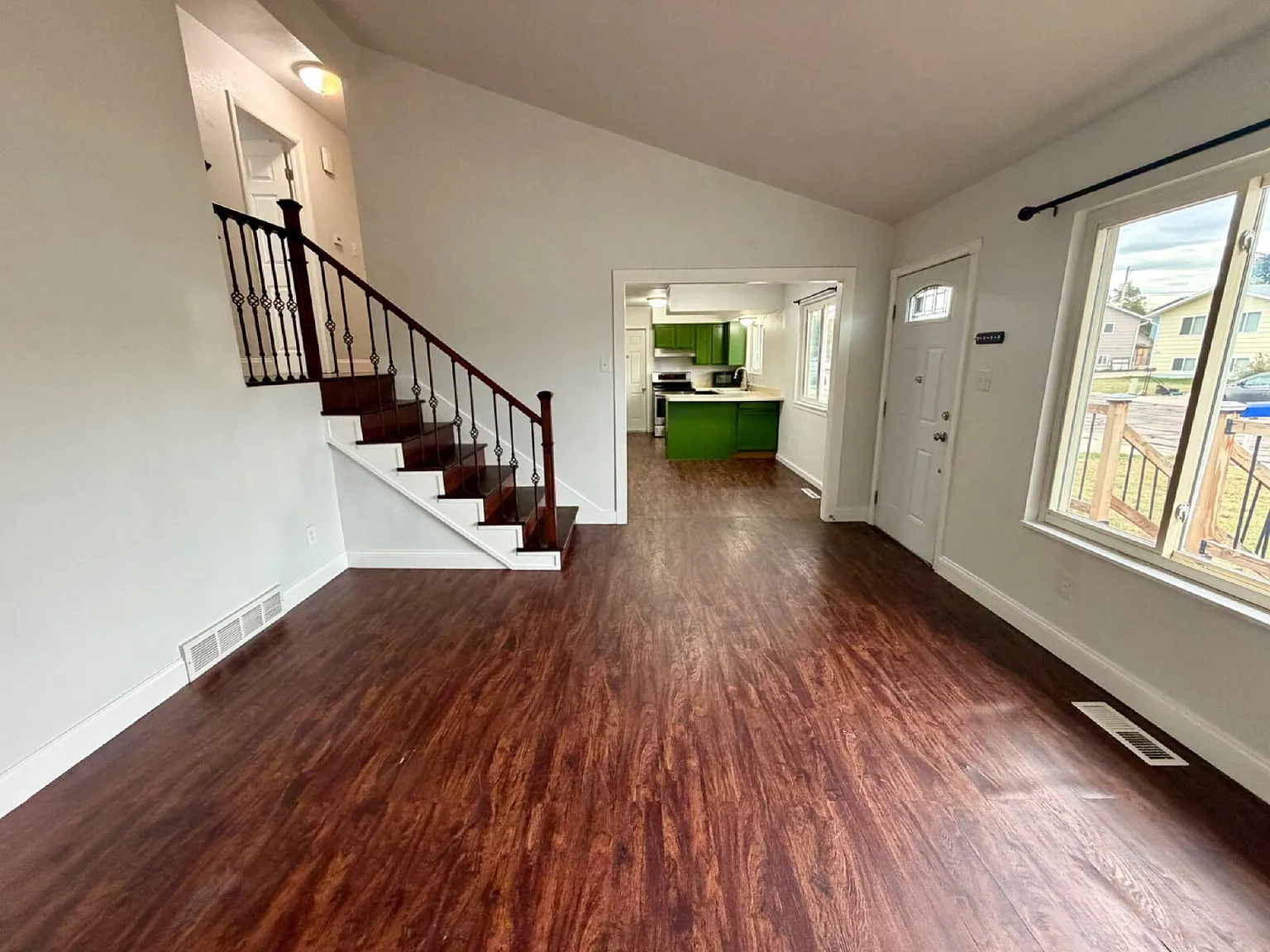 4 bed, 2.0 bath, 1512 sqft, $2,500 — Photo 4