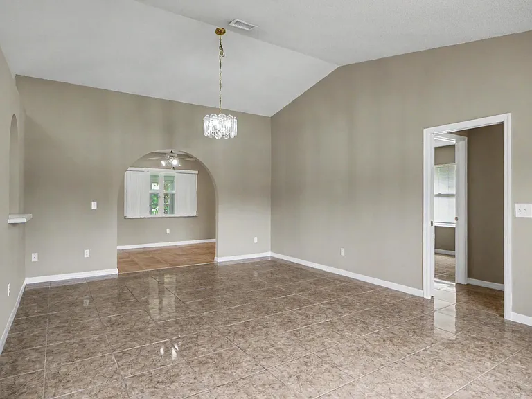 4 Foxhall Ct — Photo 7