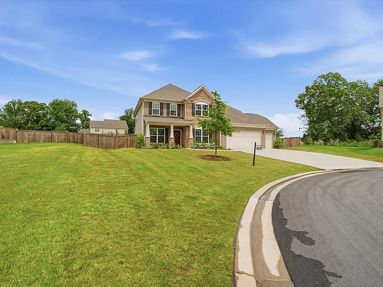3725 Topsail Ct — Photo 2