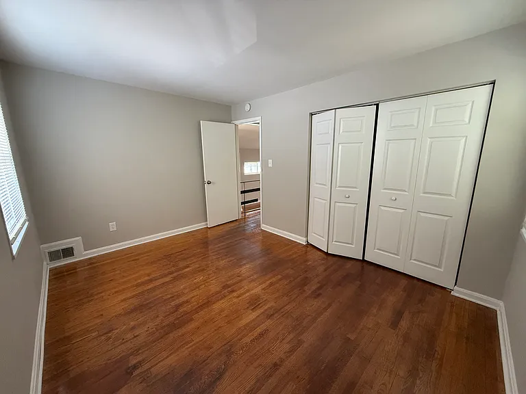 6221 Addison Rd — Photo 9