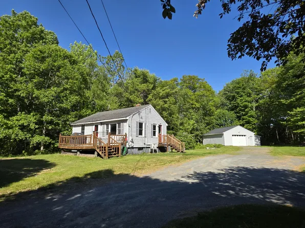 153 Stillwater Avenue, Orono, ME 04473