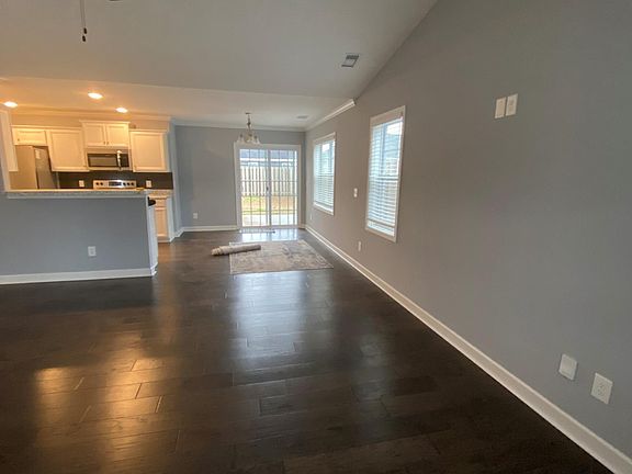 2nd image of 3228 Greenridge Way