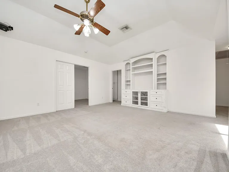 3912 Ruskin St — Photo 37
