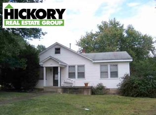 375 15th Ave NE, Hickory, NC 28601