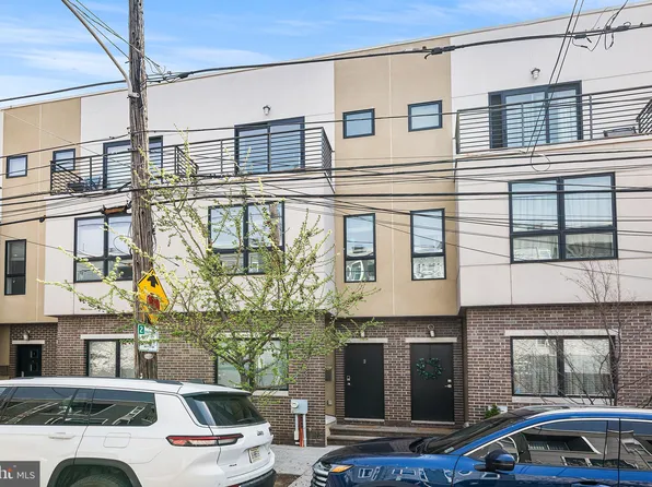 1333 N Howard St, Philadelphia, PA 19122