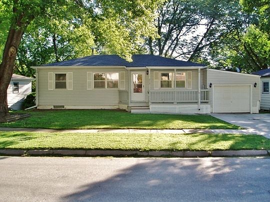 1st image of 212 W Florence Ave