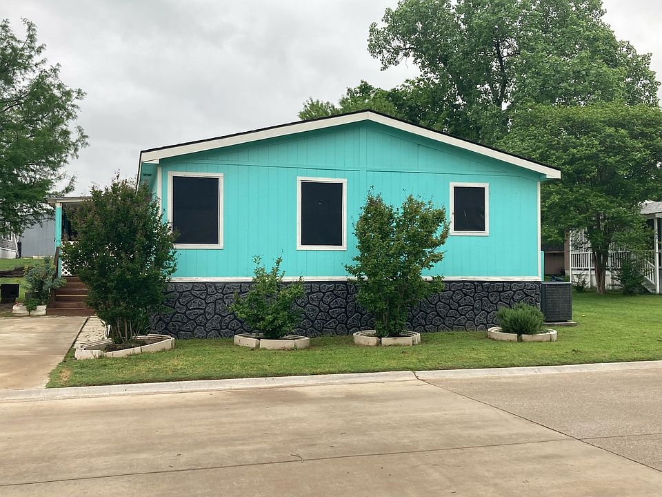 1st image of 402 Thoroughbred Ln #97
