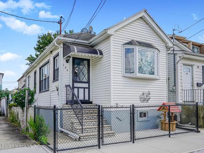 124 Hett Ave, Staten Island, NY, 10306